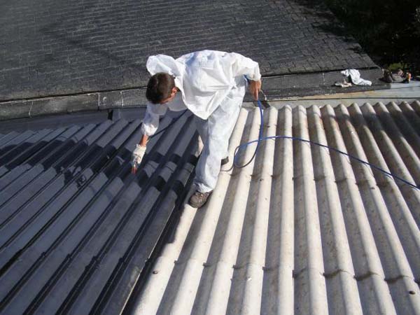 traitement de l'humidité de la couverture de toit à Arras